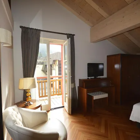 Villa Madonna Hotel 4*