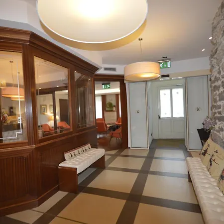 Villa Madonna 4*