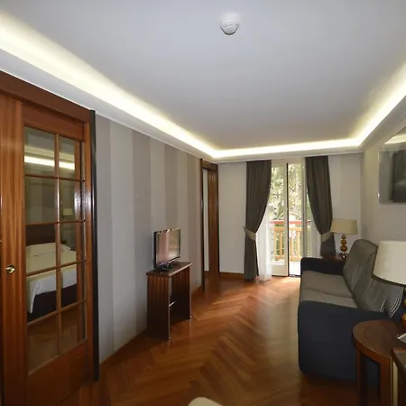 Hotell Villa Madonna 4*