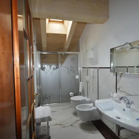 Villa Madonna Hotel